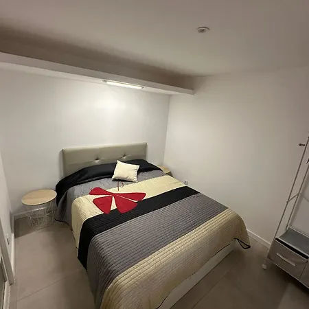Apartament Pool&terrace Center Flat 116 *